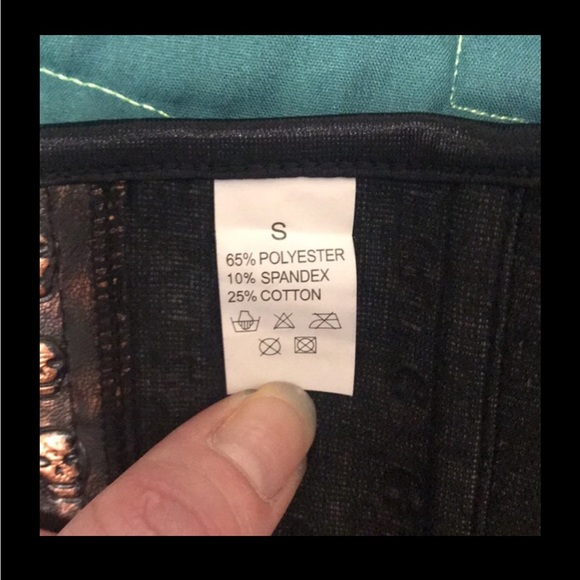 NWT | Corset | Skulls | Bronze & Black | Woman’s Size Small - Picture 6 of 9